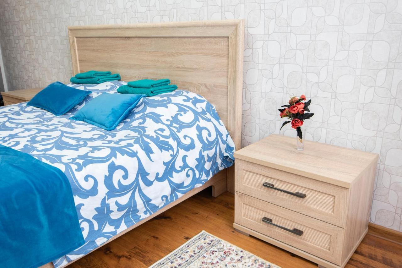Comfortable Apartment In The Golden Square. Almaty Ngoại thất bức ảnh